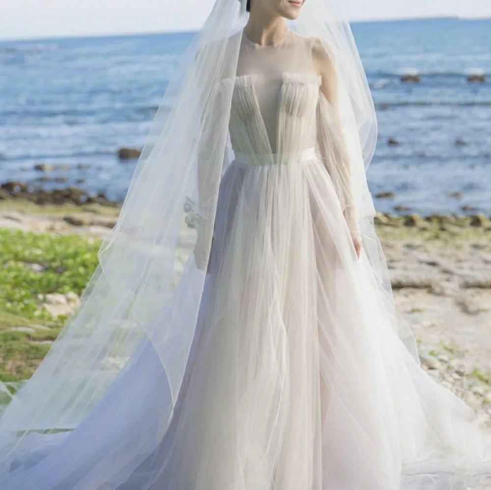 Gorgeous wedding dress