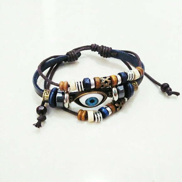 Handmade Leather Braclet with Eye Bead - Picture 4 of 5