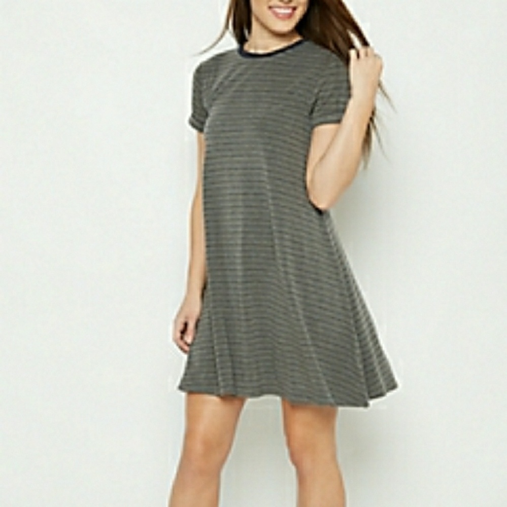 Sadie Robertson X Wild Blue swing dress