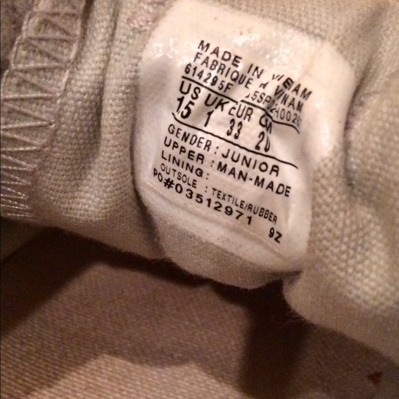 Converse SparklySilver Sneakers Jr 1.5 - Picture 7 of 8