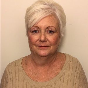 Meet your Posher, Connie