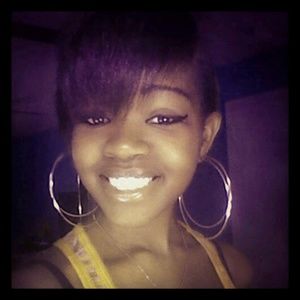 Meet your Posher, Jasmine