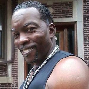 Meet your Posher, Ronald