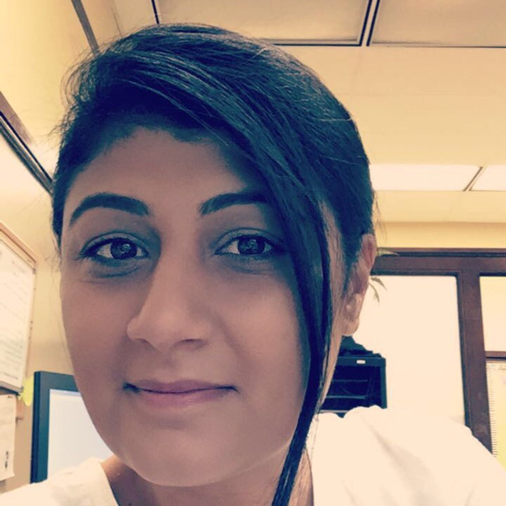 Meet your Posher, Nina