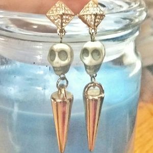 💋 Skull, Spike and Rhinestones Dangling Earrings