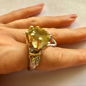 20+ carat Citrine 925 sterling silver ring