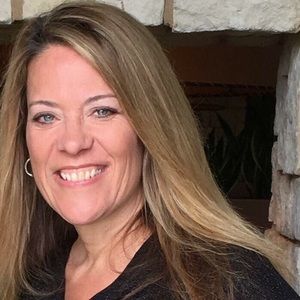 Meet your Posher, Pam