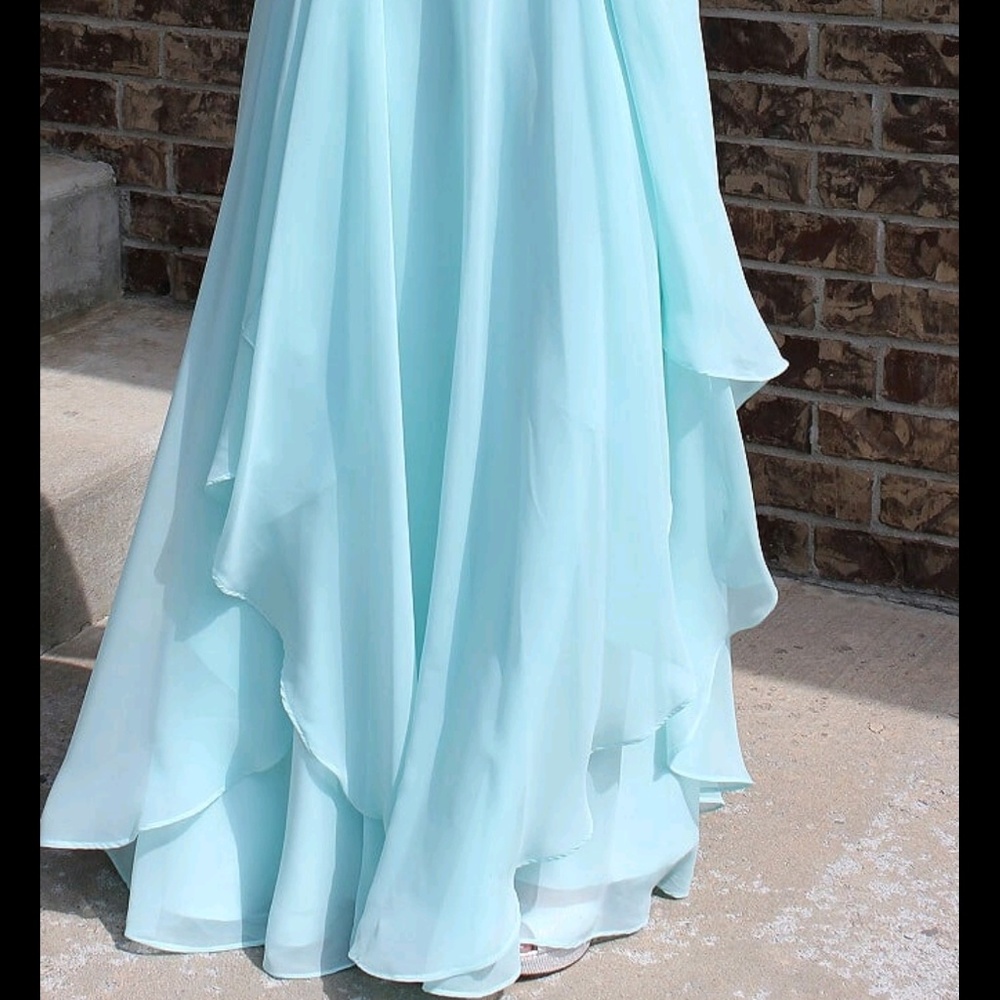 Prom Dress - Picture 2 of 4