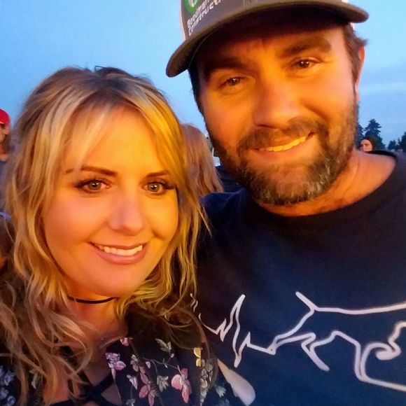 Meet your Posher, Jennifer - Picture 1 of 1