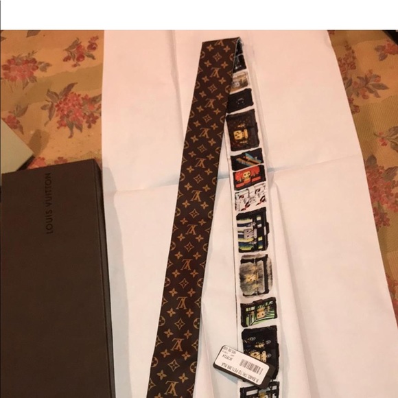 Louis Vuitton Bandeau - Picture 3 of 8