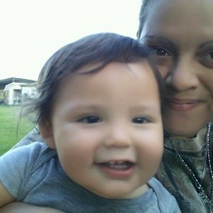 Meet your Posher, Cynthia