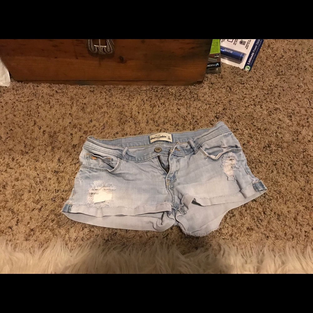 ⚠️Abercrombie jean shorts⚠️
