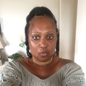 Meet your Posher, Sonya