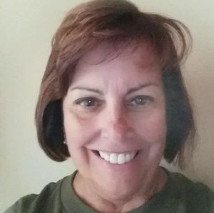 Meet your Posher, Lori