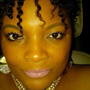 Meet your Posher, Tamika