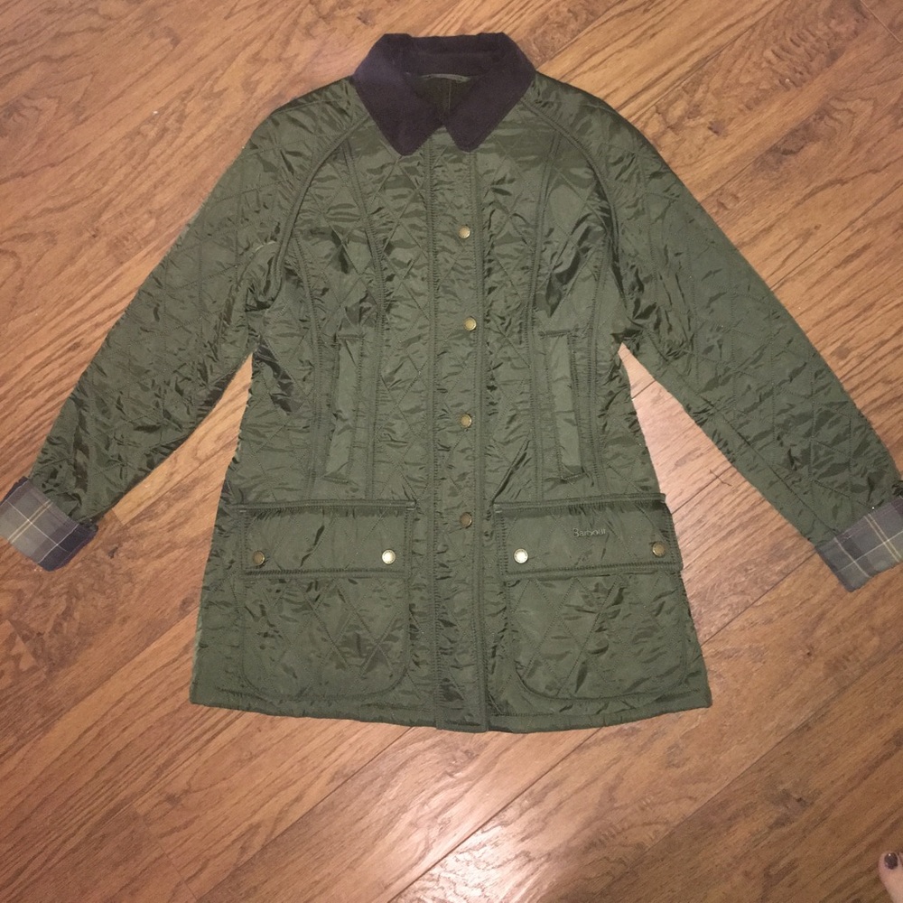 Barbour Quilted Beadnell Jacket LIKE NEW