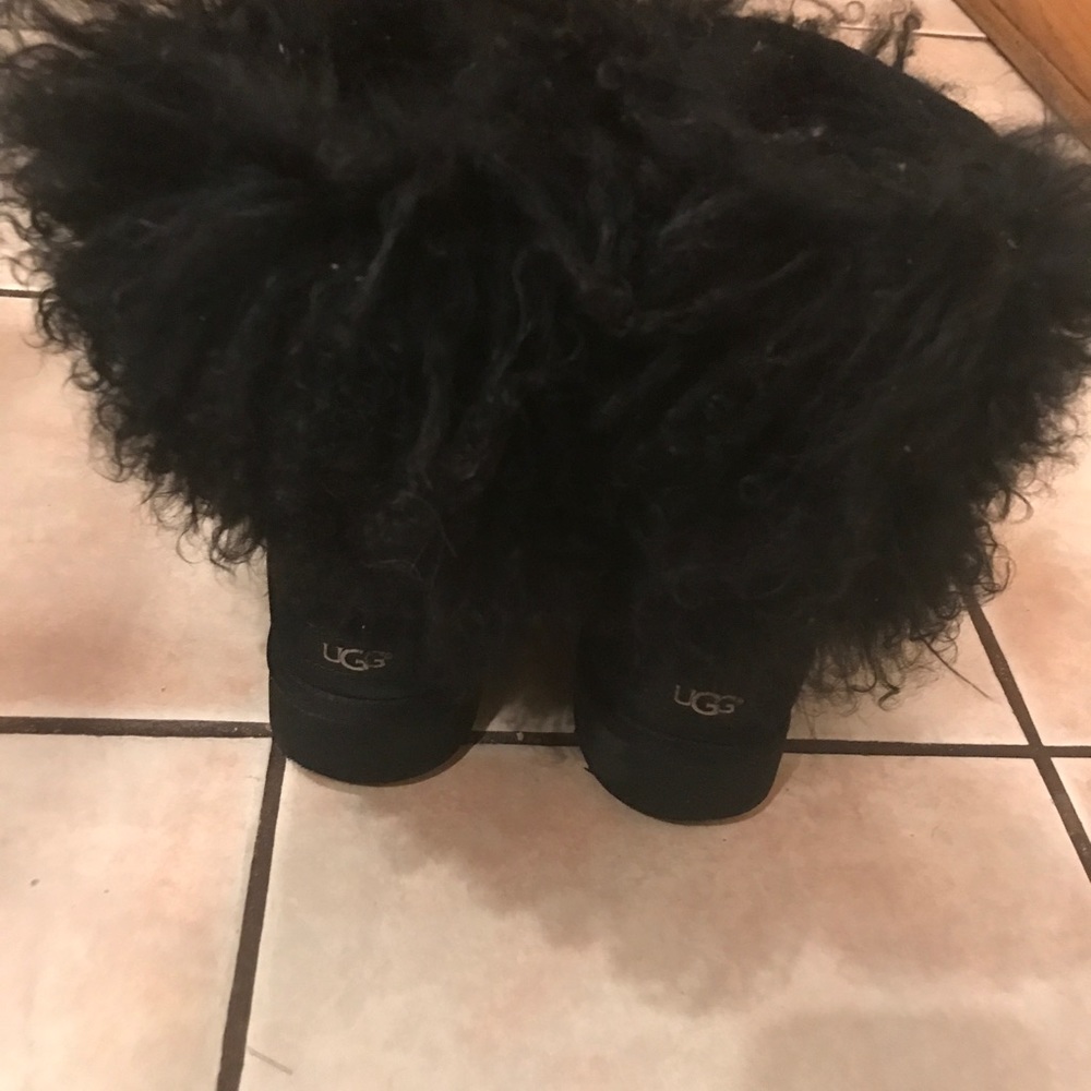 Uggs Size 10 *******SOLD******** - Picture 2 of 2