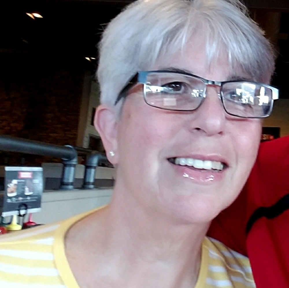 Meet your Posher, Donna