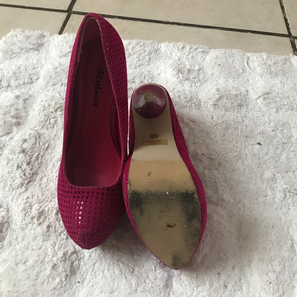 Sale - Picture 2 of 4
