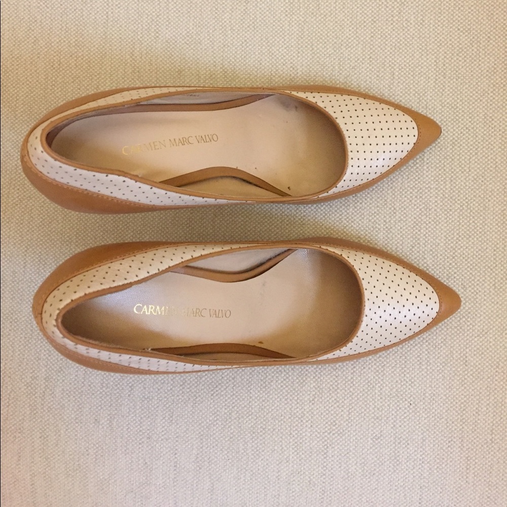 Carmen Marc Valvo shoes size 7/37