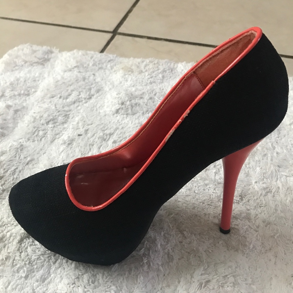 Sale - Picture 2 of 4