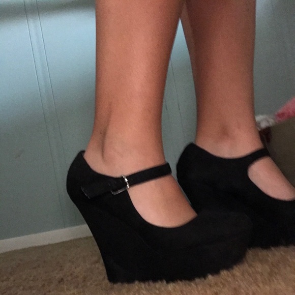 Platforms - Picture 4 of 4