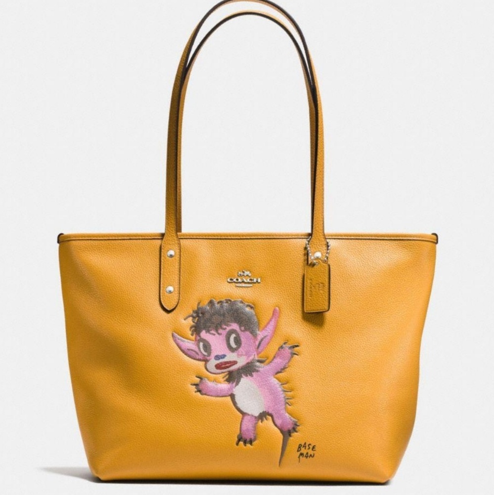 🚫SOLD🚫Authentic New Coach Baseman Coach 👜