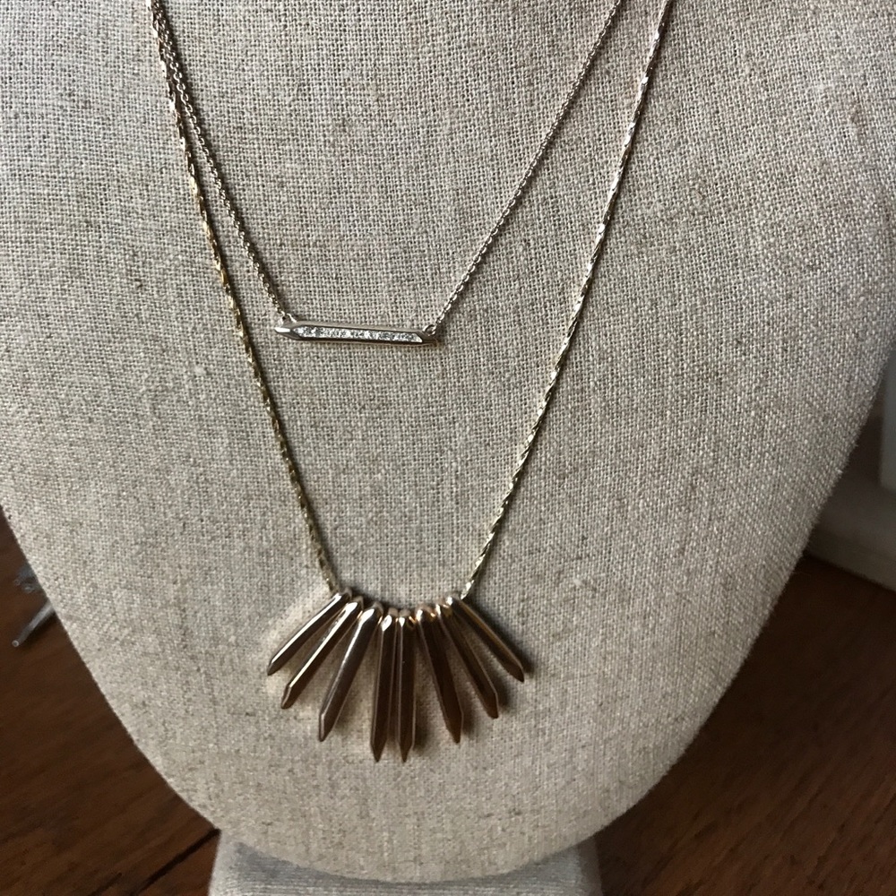 Stella and Dot silver necklace