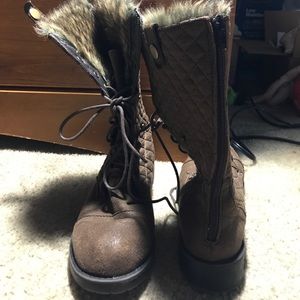 Faux fur brown combat boots