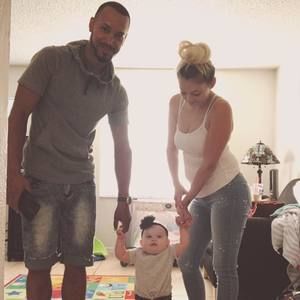 Meet your Posher, Cari