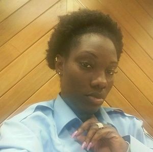 Meet your Posher, Sharonda