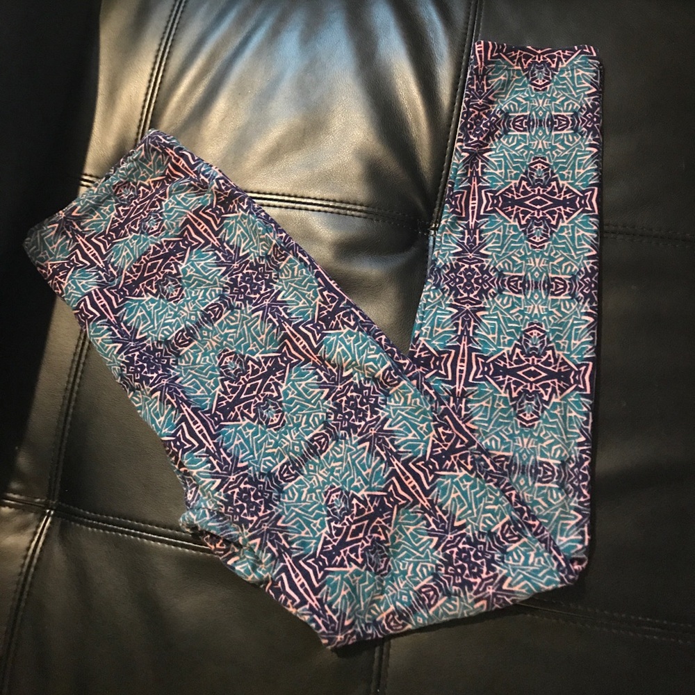 LulaRoe one size leggings