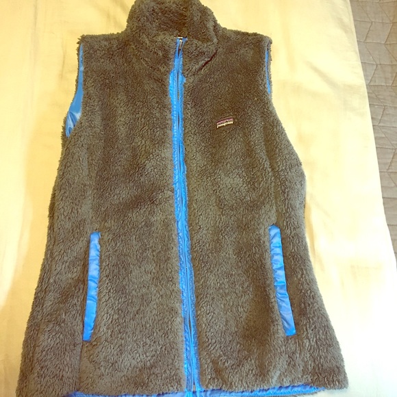 Patagonia Jackets & Blazers - Reversible Patagonia vest