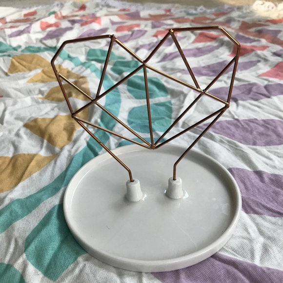 NEW Coxet Wire Heart Ceramic Jewlery Holder - Picture 5 of 7