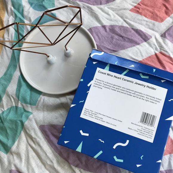 NEW Coxet Wire Heart Ceramic Jewlery Holder - Picture 7 of 7