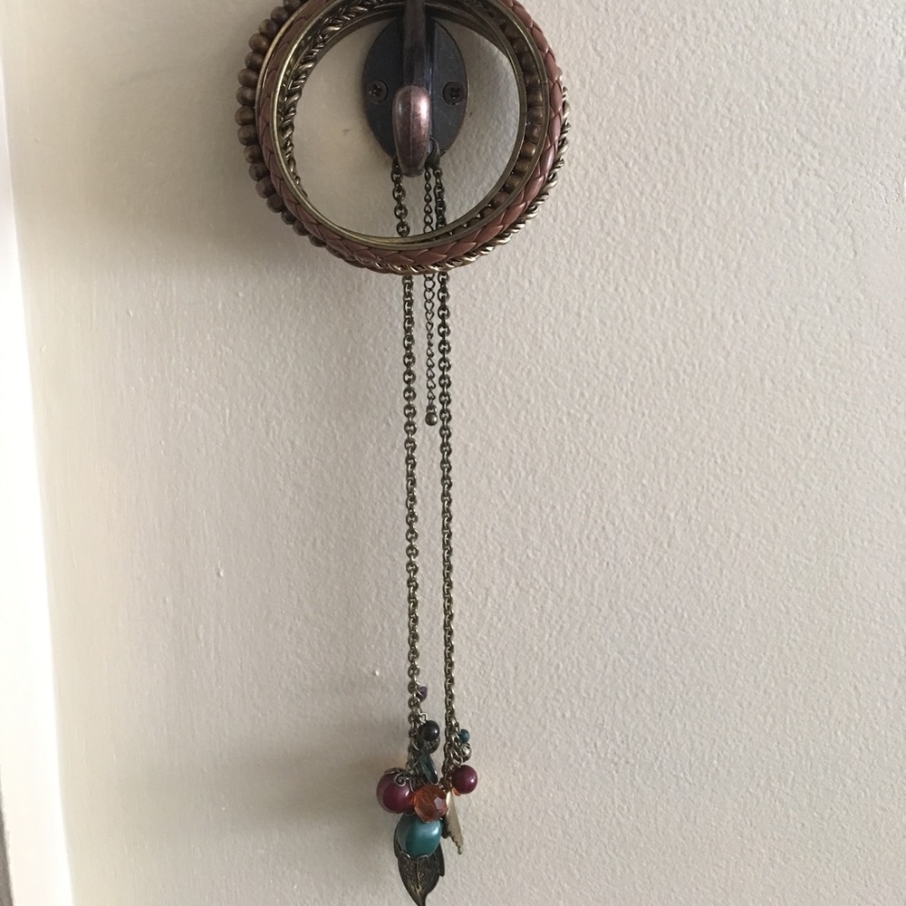 Necklace and bracelets