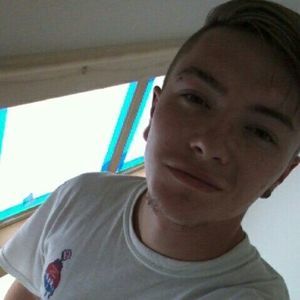 Meet your Posher, Hunter