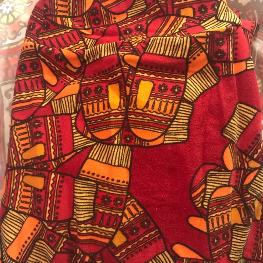Lularoe OS Holiday leggings