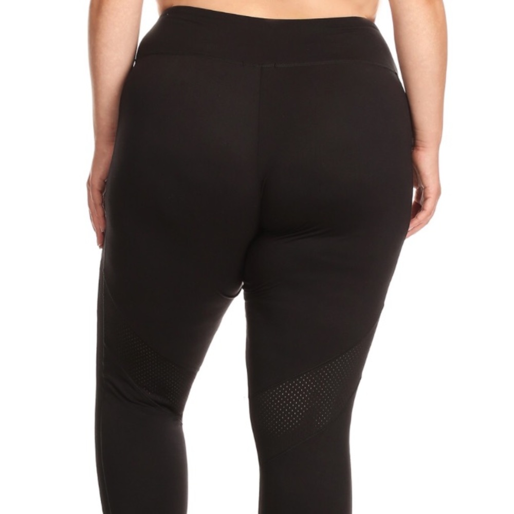 ⭐️ONE PAIR LEFT⭐️ Cassidy Leggings - Picture 3 of 5