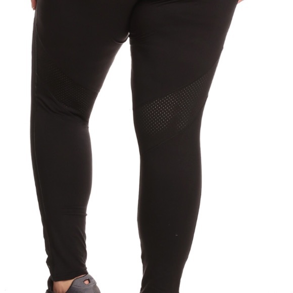 ⭐️ONE PAIR LEFT⭐️ Cassidy Leggings - Picture 4 of 5