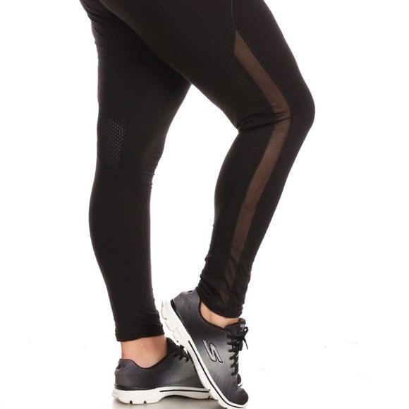 ⭐️ONE PAIR LEFT⭐️ Cassidy Leggings - Picture 5 of 5