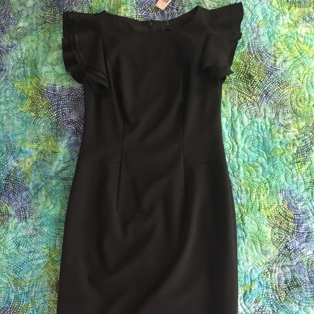 Ann Taylor black flutter sleeve shift dress nwt 0P