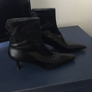[Stuart Weitzman] Black Booties