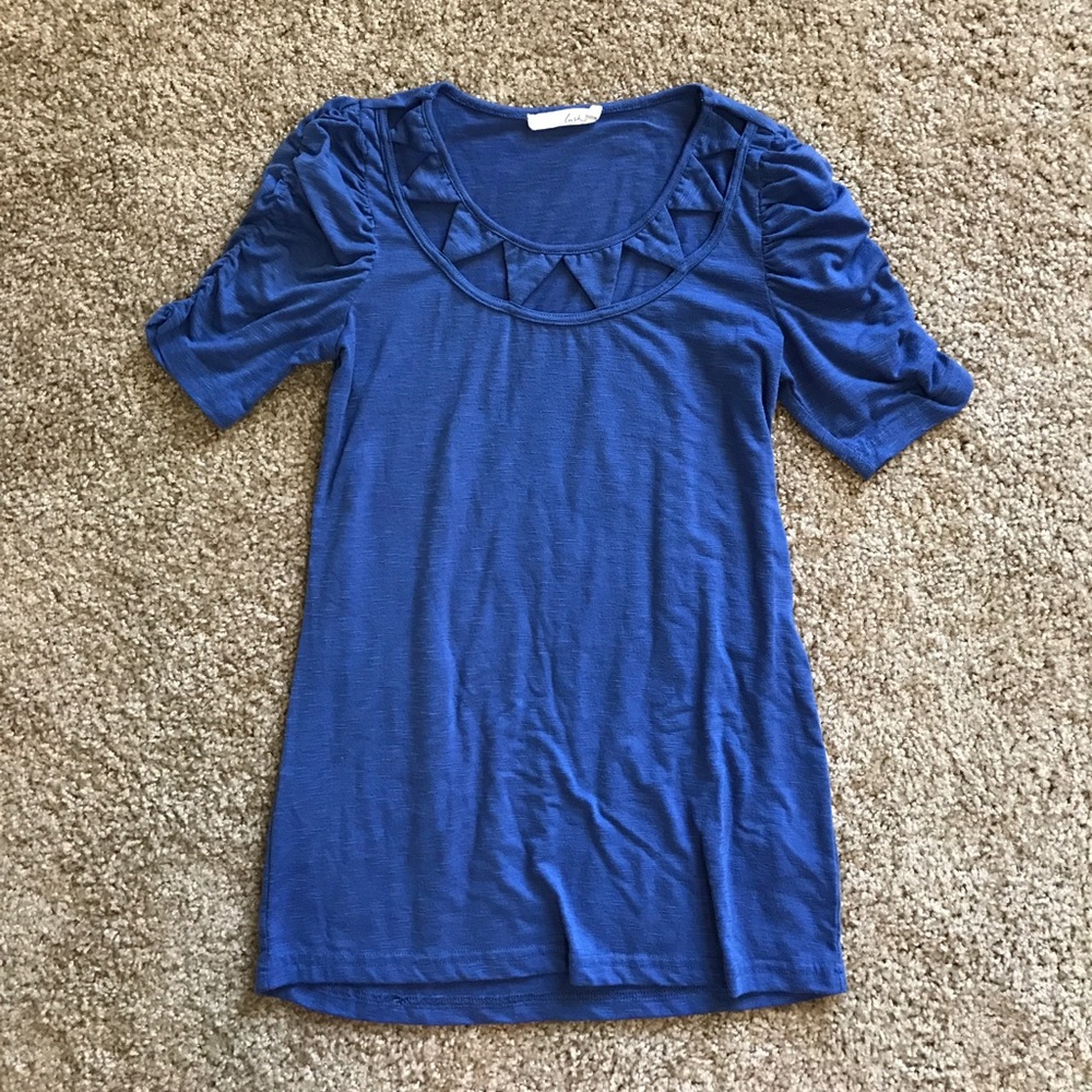 Cut out neck blue top