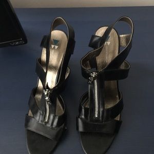 [Dani Black] Black Pumps