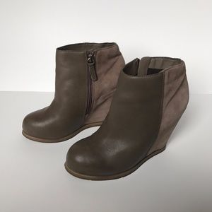 Dolce Vita Beige Booties