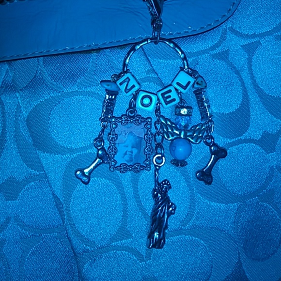 Purse /keychain - Picture 2 of 6