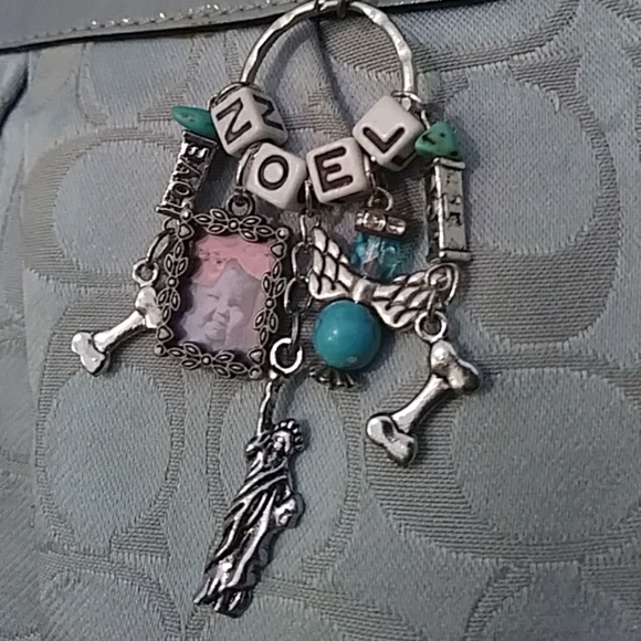 Purse /keychain - Picture 3 of 6