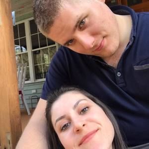 Meet your Posher, Adriana