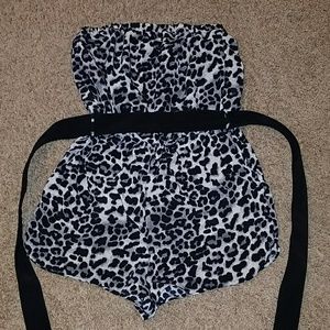 Forever 21 one piece shorts outfit